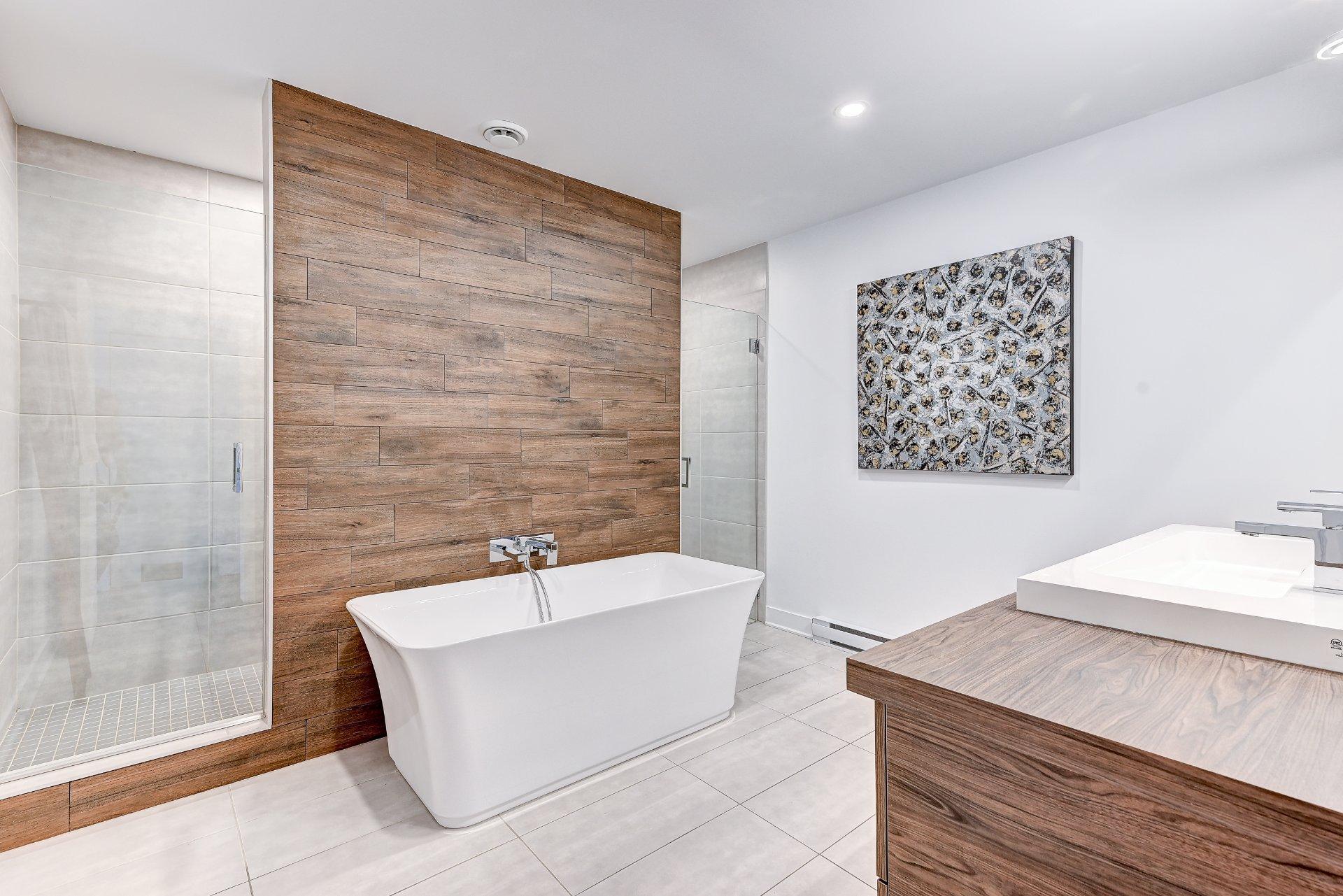 









10399


Av. de Cobourg

,
Montréal (Montréal-Nord),




QC
H1H4W9

