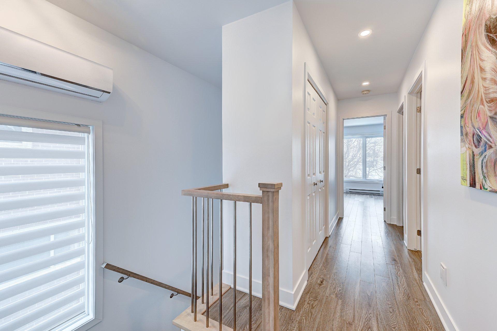 









10399


Av. de Cobourg

,
Montréal (Montréal-Nord),




QC
H1H4W9

