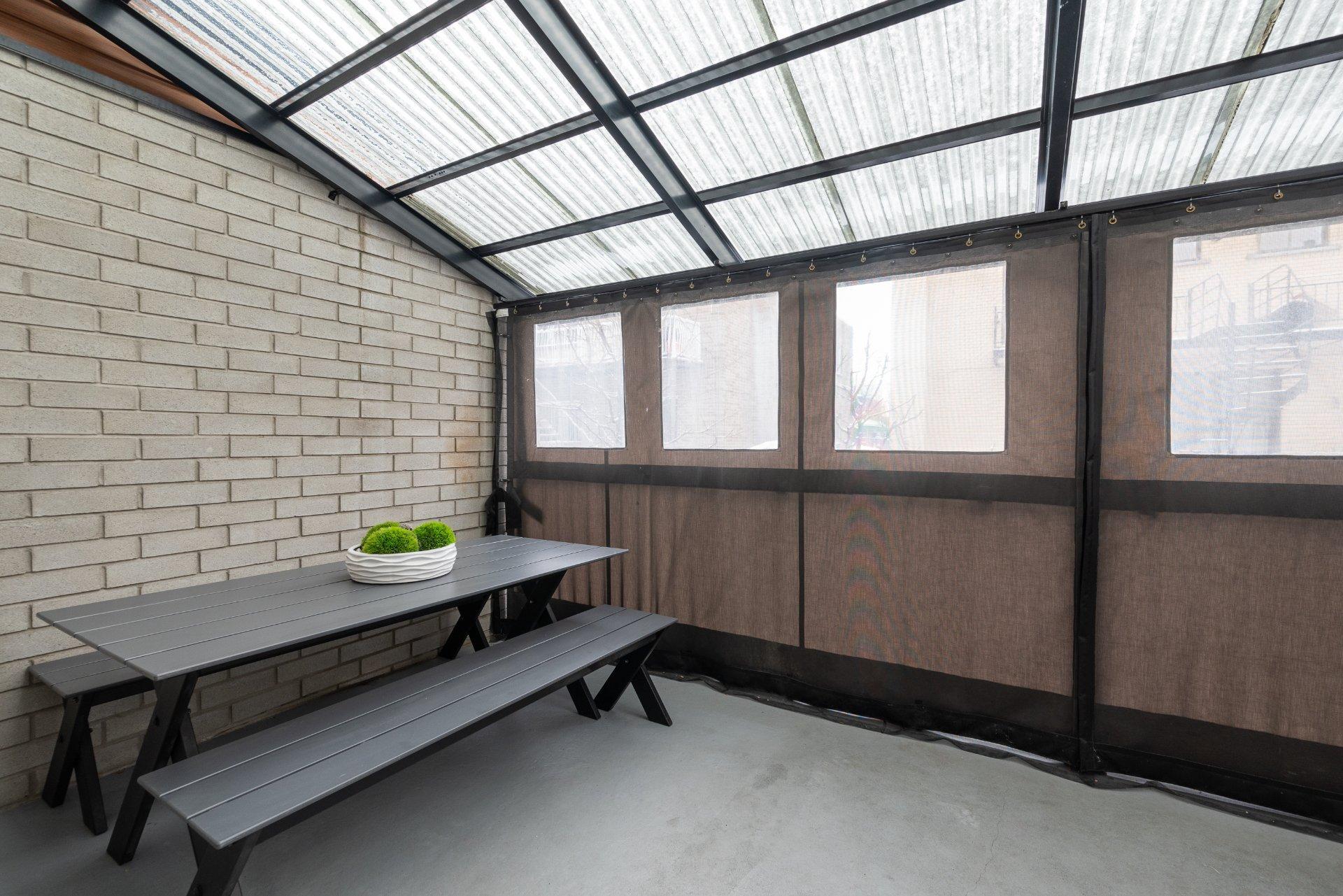 









10399


Av. de Cobourg

,
Montréal (Montréal-Nord),




QC
H1H4W9

