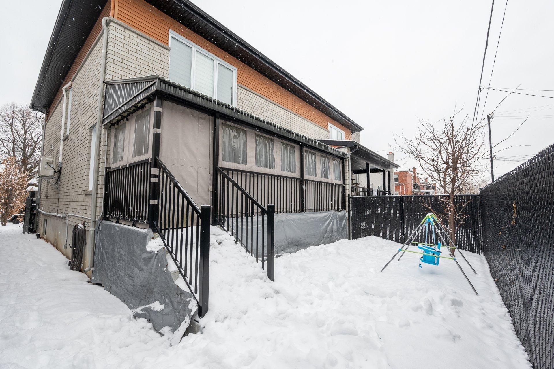 









10399


Av. de Cobourg

,
Montréal (Montréal-Nord),




QC
H1H4W9

