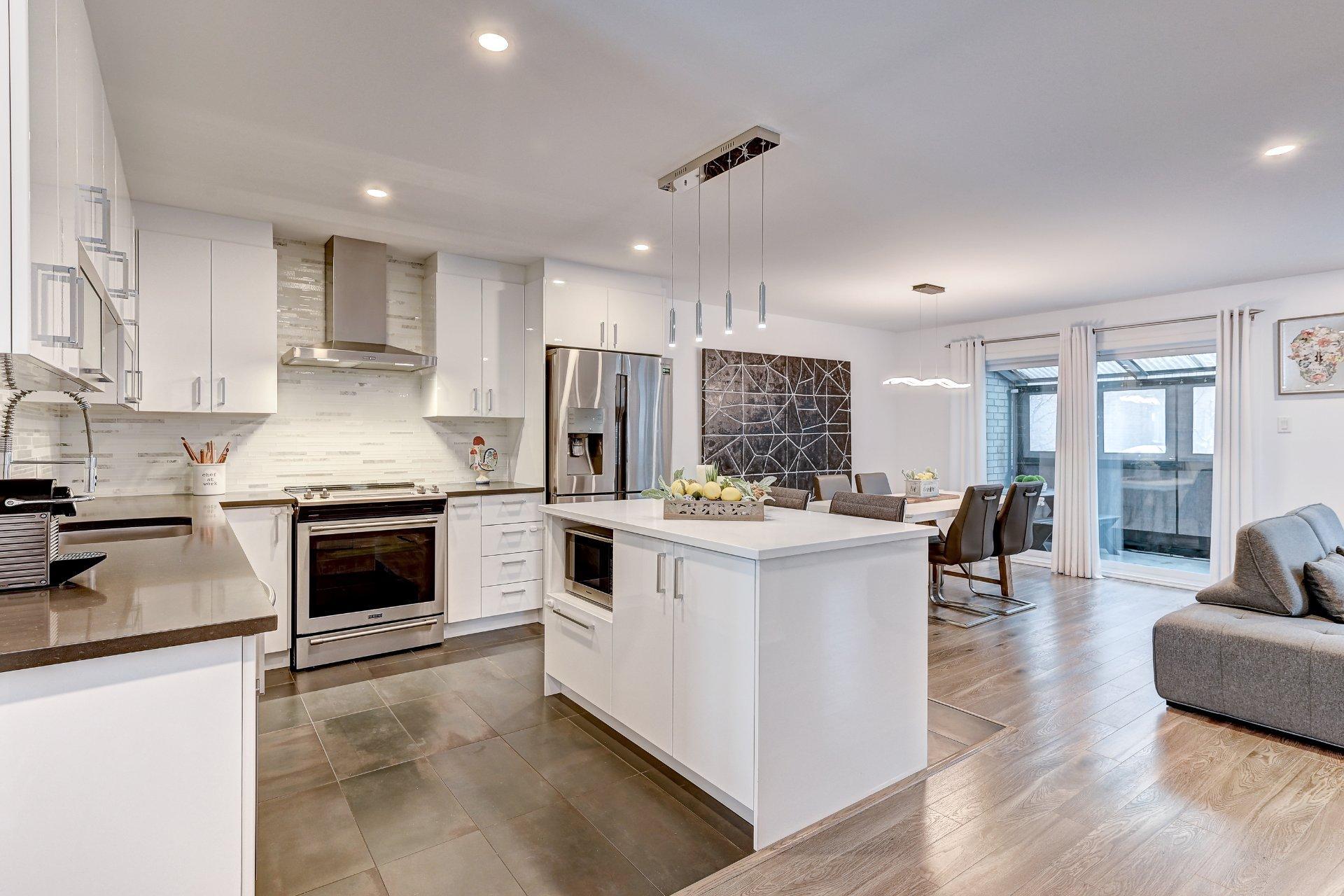 









10399


Av. de Cobourg

,
Montréal (Montréal-Nord),




QC
H1H4W9

