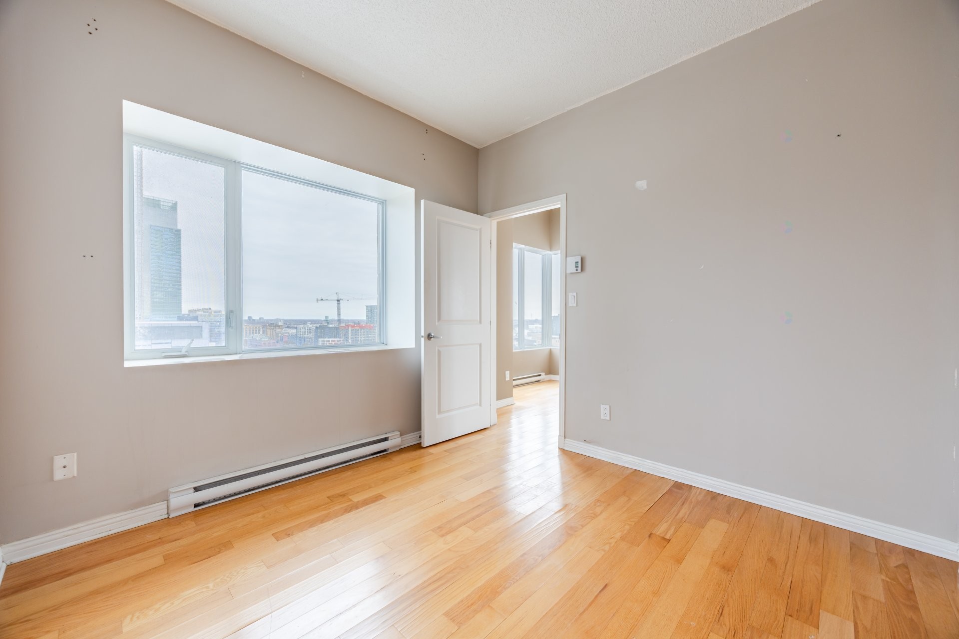 









1200


Rue St-Jacques

, 2101,
Montréal (Ville-Marie),




QC
H3C0E9

