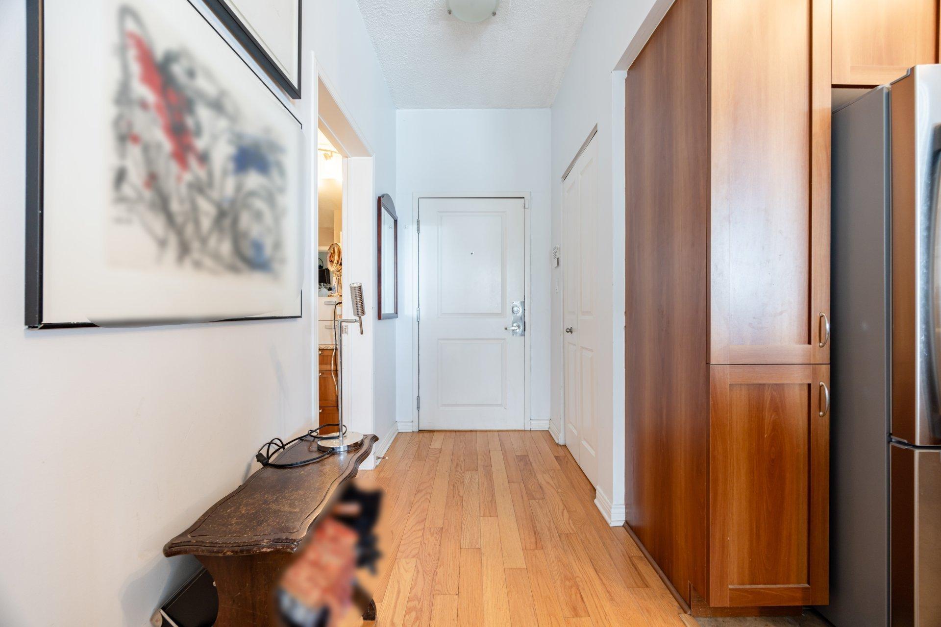 









1200


Rue St-Jacques

, 2101,
Montréal (Ville-Marie),




QC
H3C0E9

