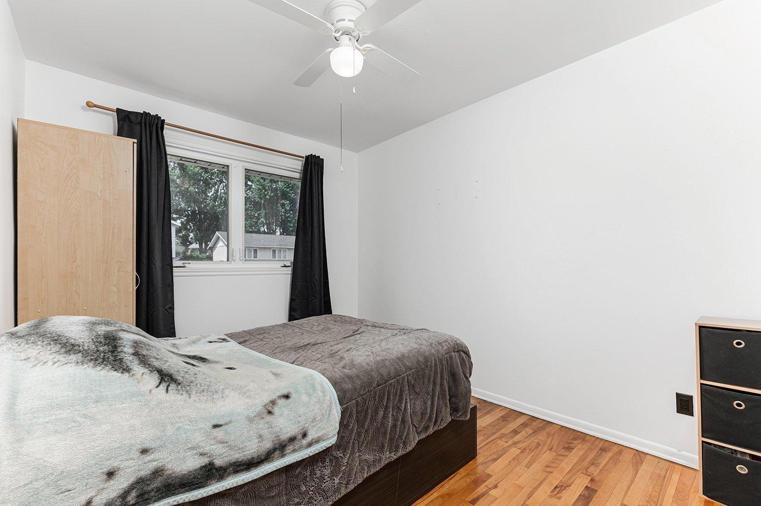 









330


Rue Rideau

,
Châteauguay,




QC
J6J1R9

