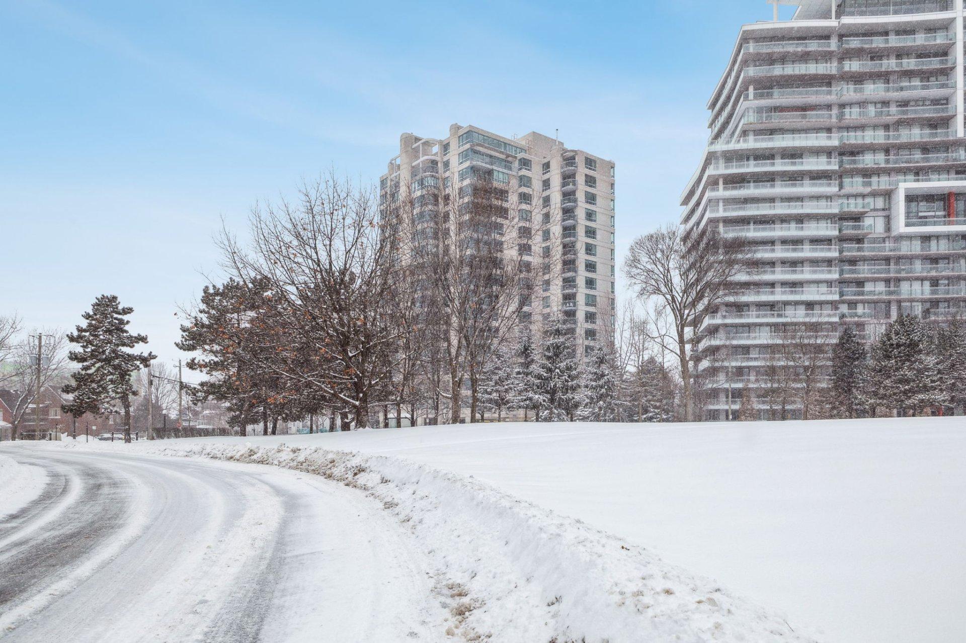 









175


Rue Laurier

, 505,
Gatineau (Hull),




QC
J8X4G3

