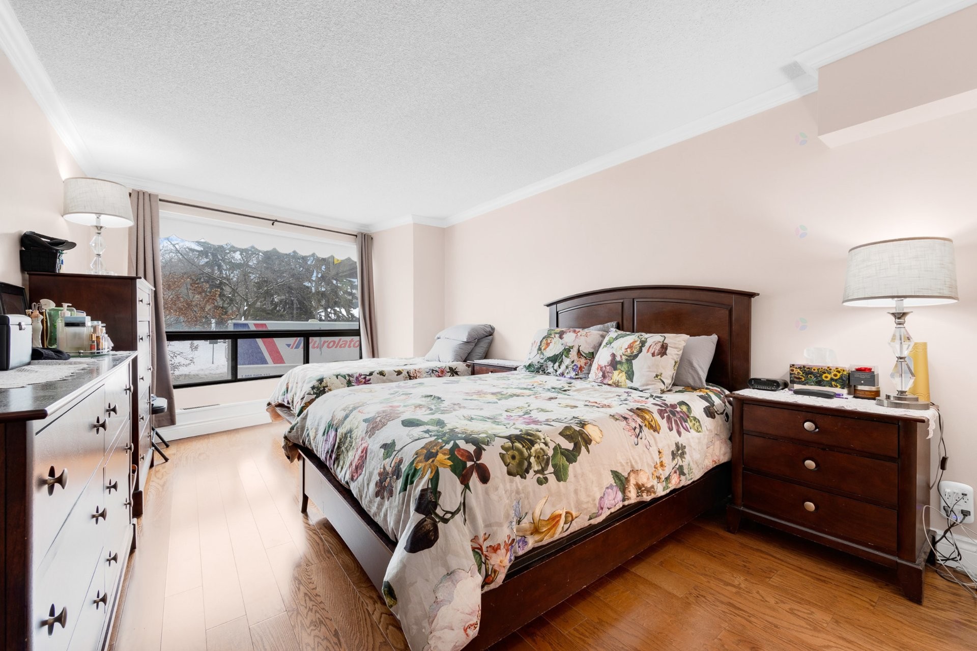 









5740


Av. Rembrandt

, 107,
Côte-Saint-Luc,




QC
H4E2Z2

