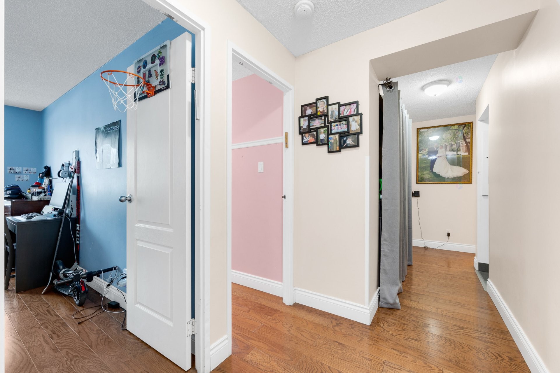 









5740


Av. Rembrandt

, 107,
Côte-Saint-Luc,




QC
H4E2Z2

