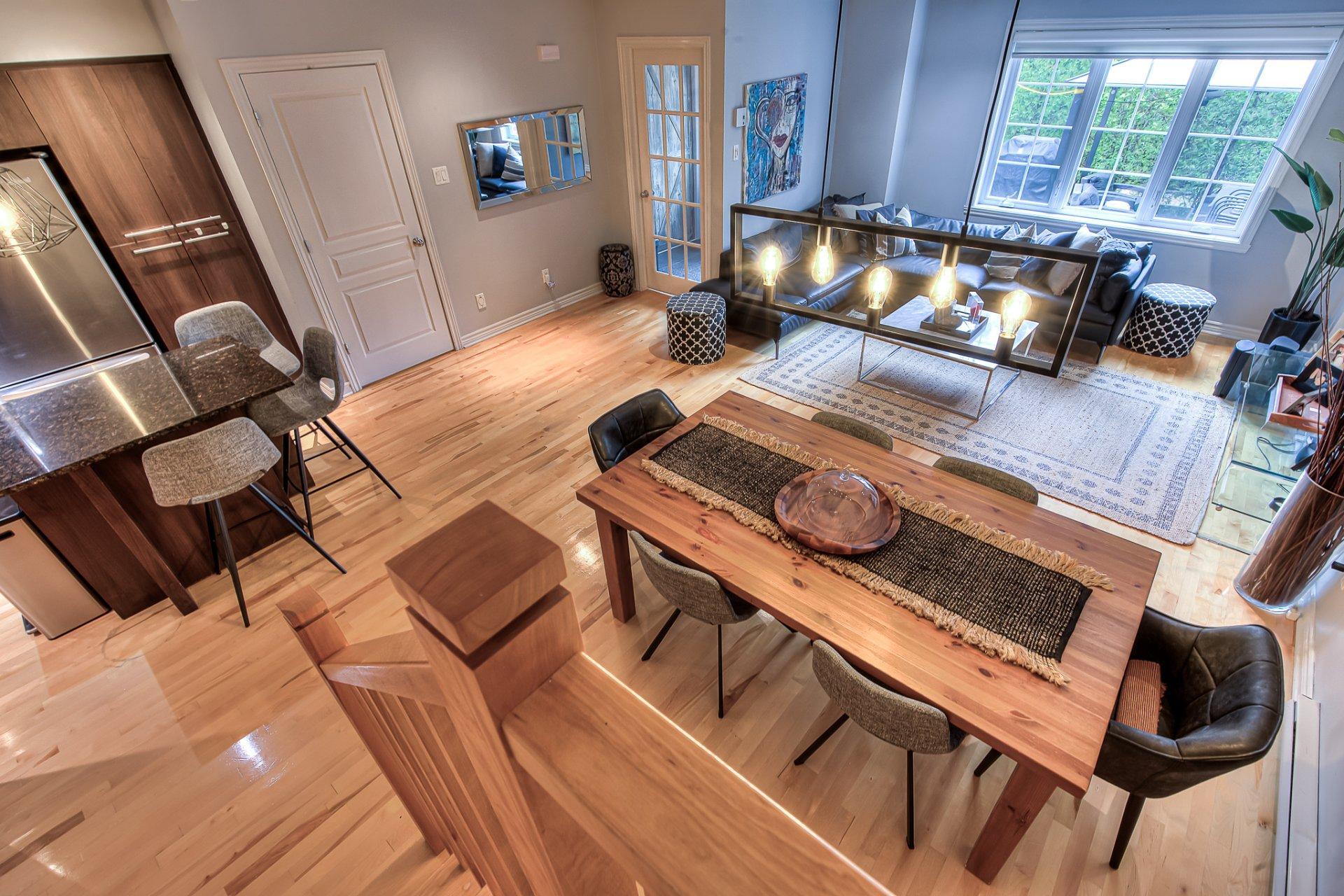 









3895Z


Rue Céline-Marier

,
Montréal (Saint-Laurent),




QC
H4R3N3

