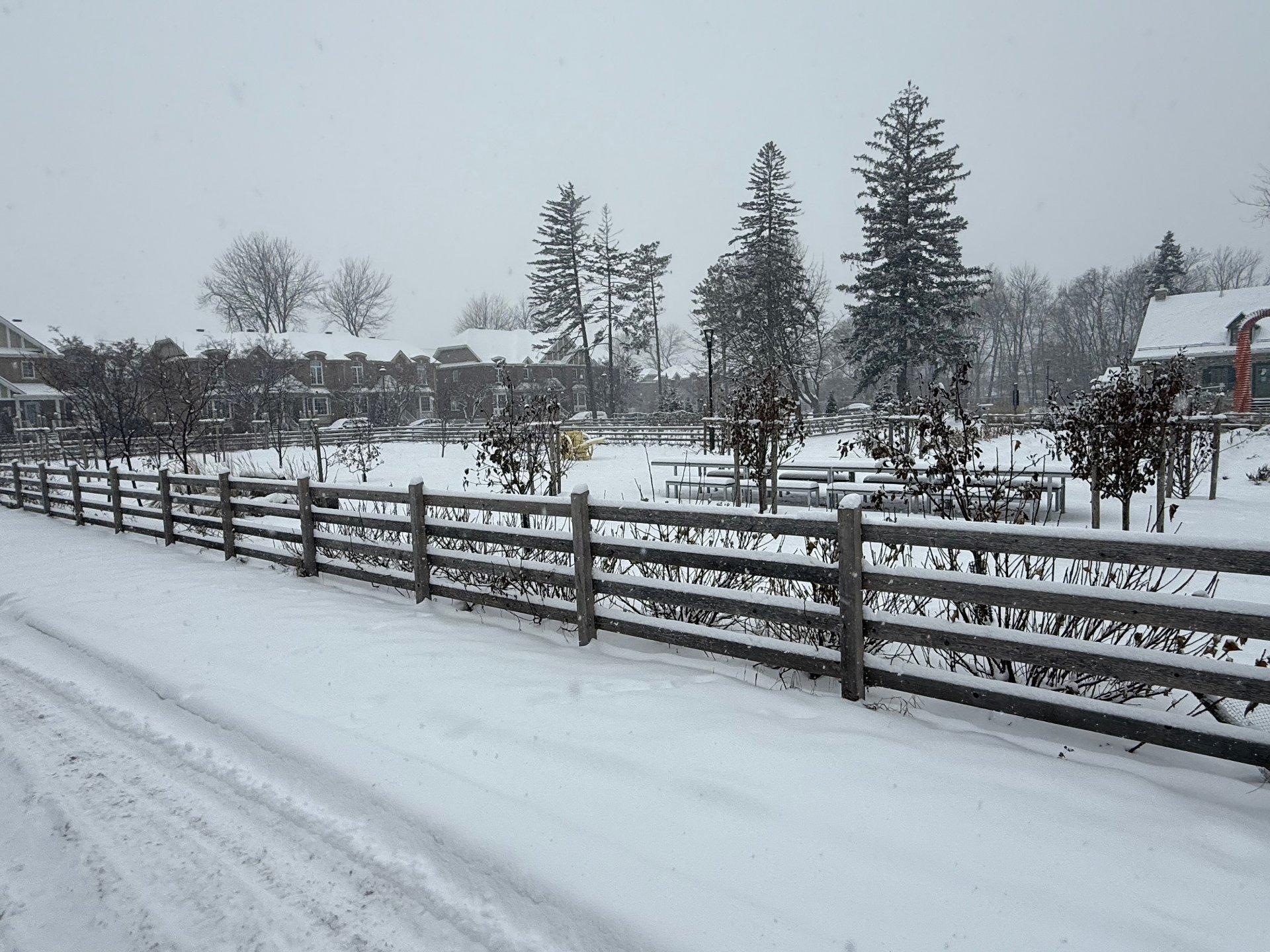 









3895Z


Rue Céline-Marier

,
Montréal (Saint-Laurent),




QC
H4R3N3

