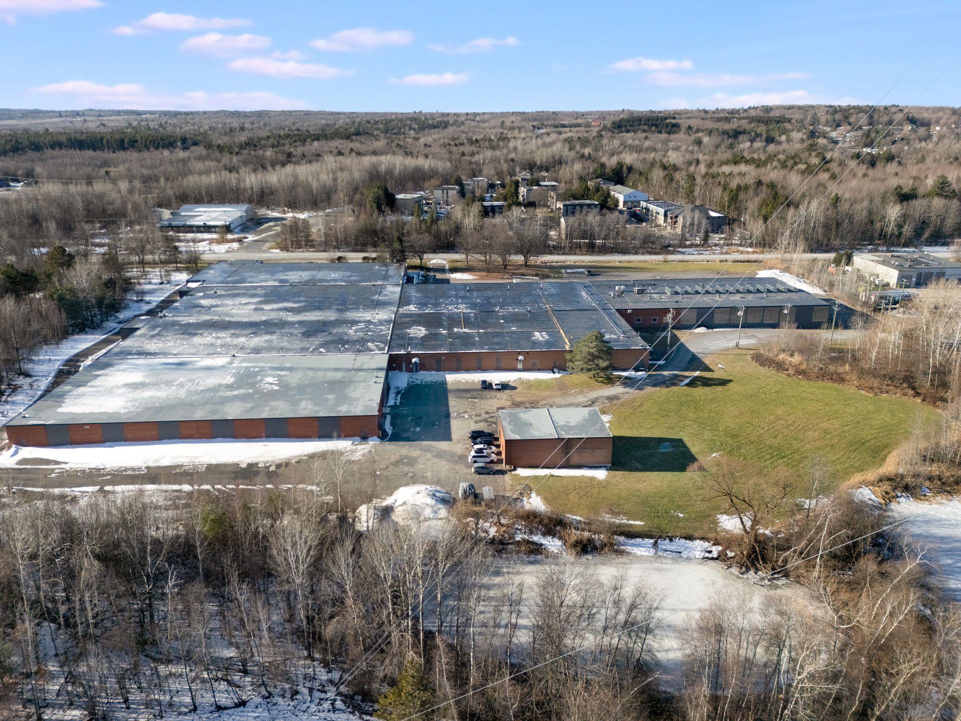 









135


Rue Dean

,
Cowansville,




QC
J2K3Y2

