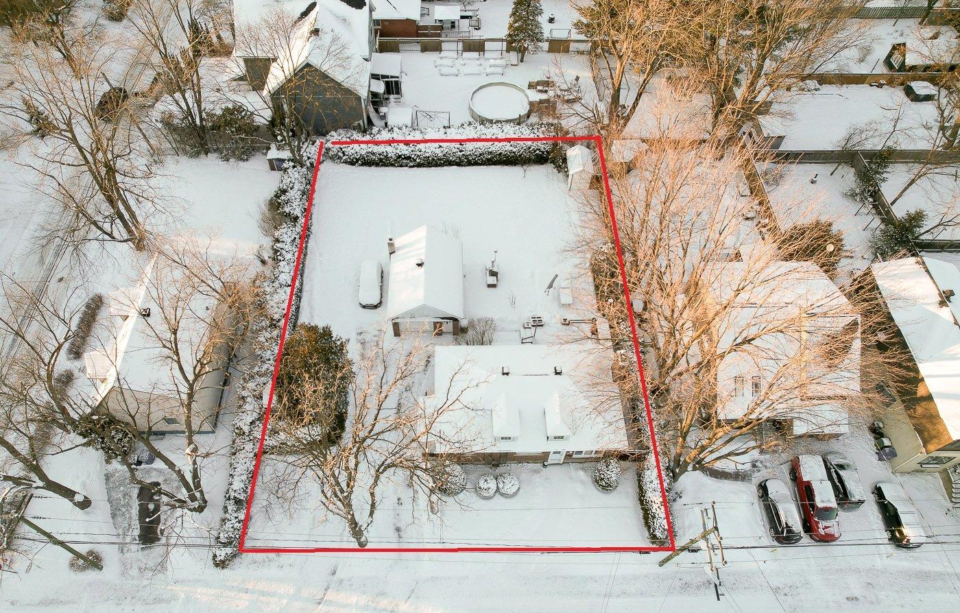 









200


Rue Maple

,
Longueuil (Greenfield Park),




QC
J4V2S1

