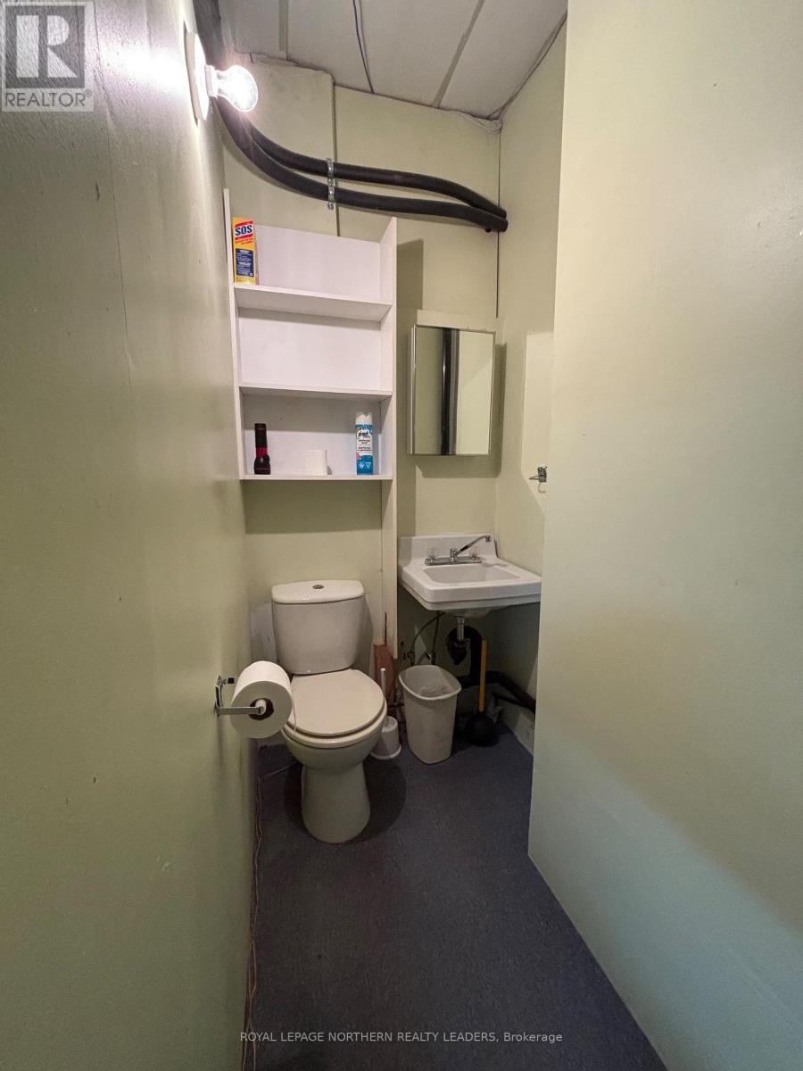 












124 SIXTH AVENUE

,
Cochrane,




Ontario
P0L1C0

