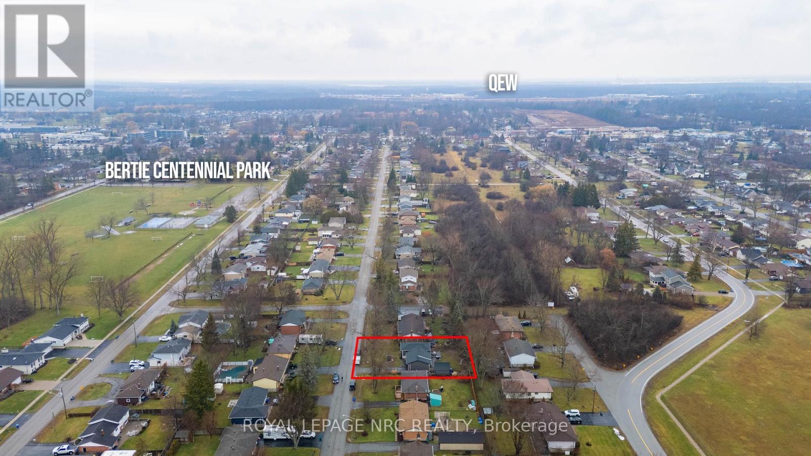 












798 PARKDALE AVENUE

,
Fort Erie (Crescent Park),




Ontario
L2A5B6

