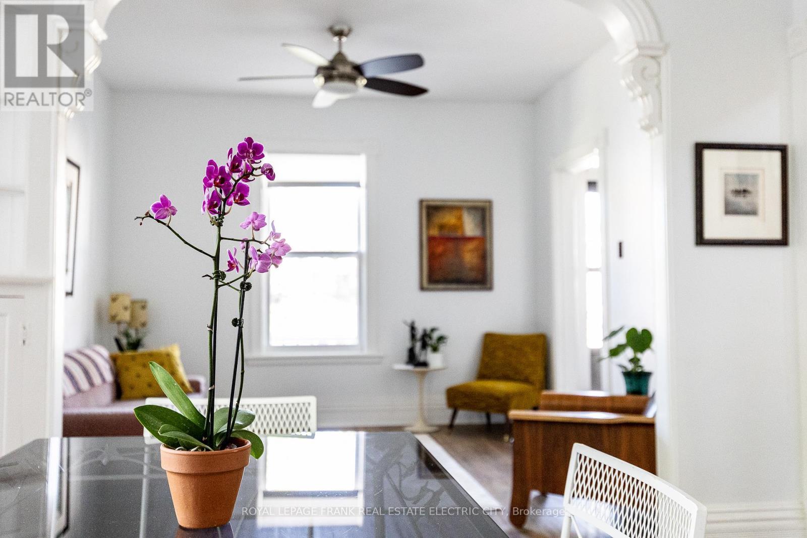 












193 LAKE STREET

,
Peterborough (Town Ward 3),




Ontario
K9J2H4

