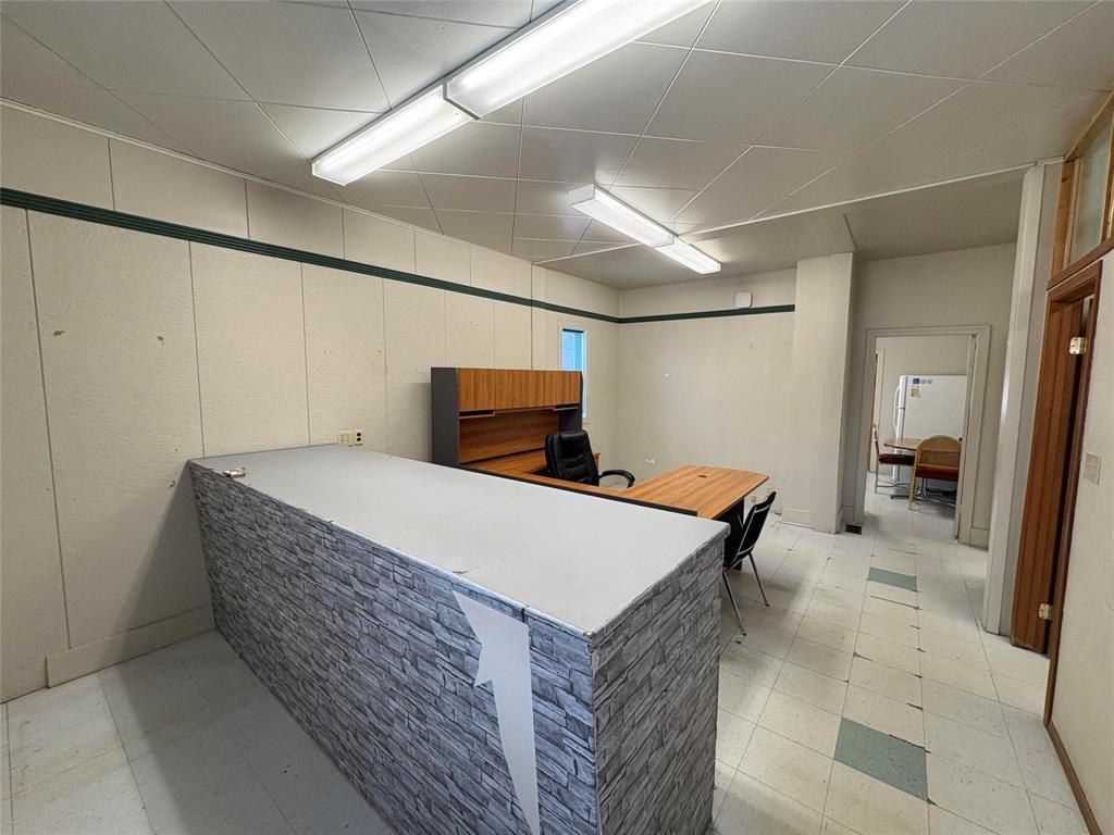 












406 Station Road

,
Shoal Lake,




Manitoba
R0J1Z0

