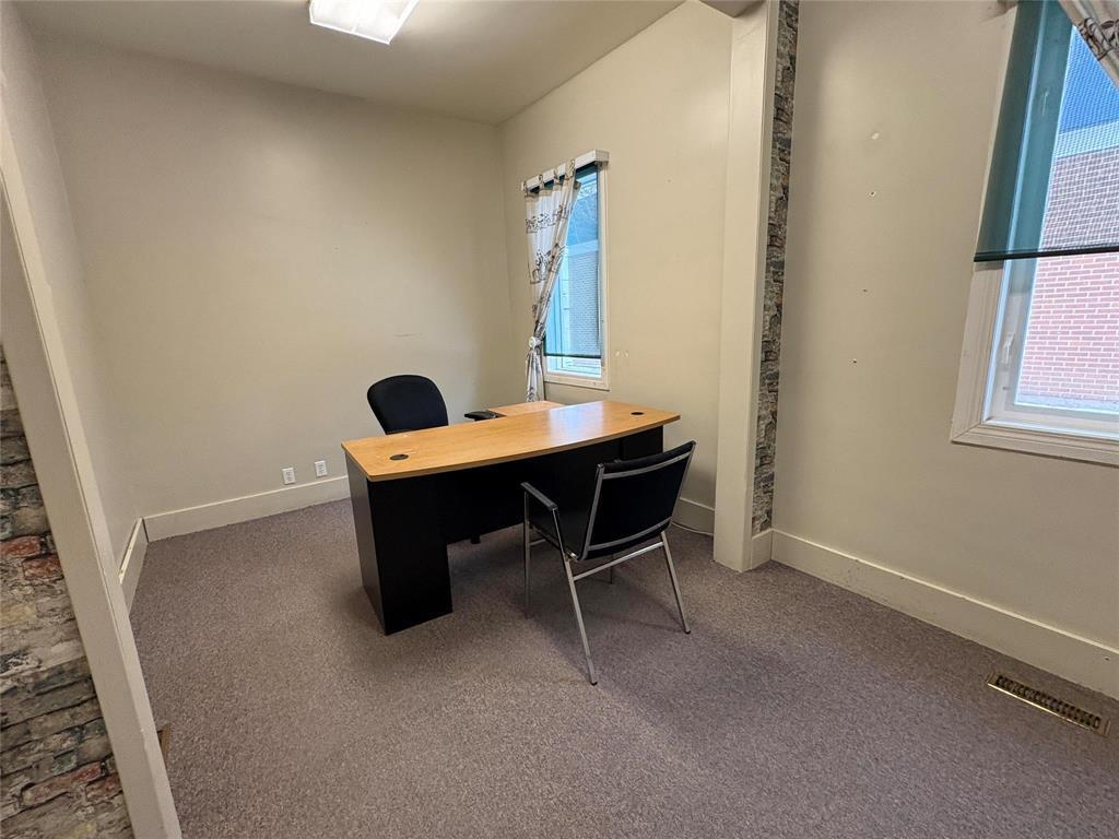 












406 Station Road

,
Shoal Lake,




Manitoba
R0J1Z0

