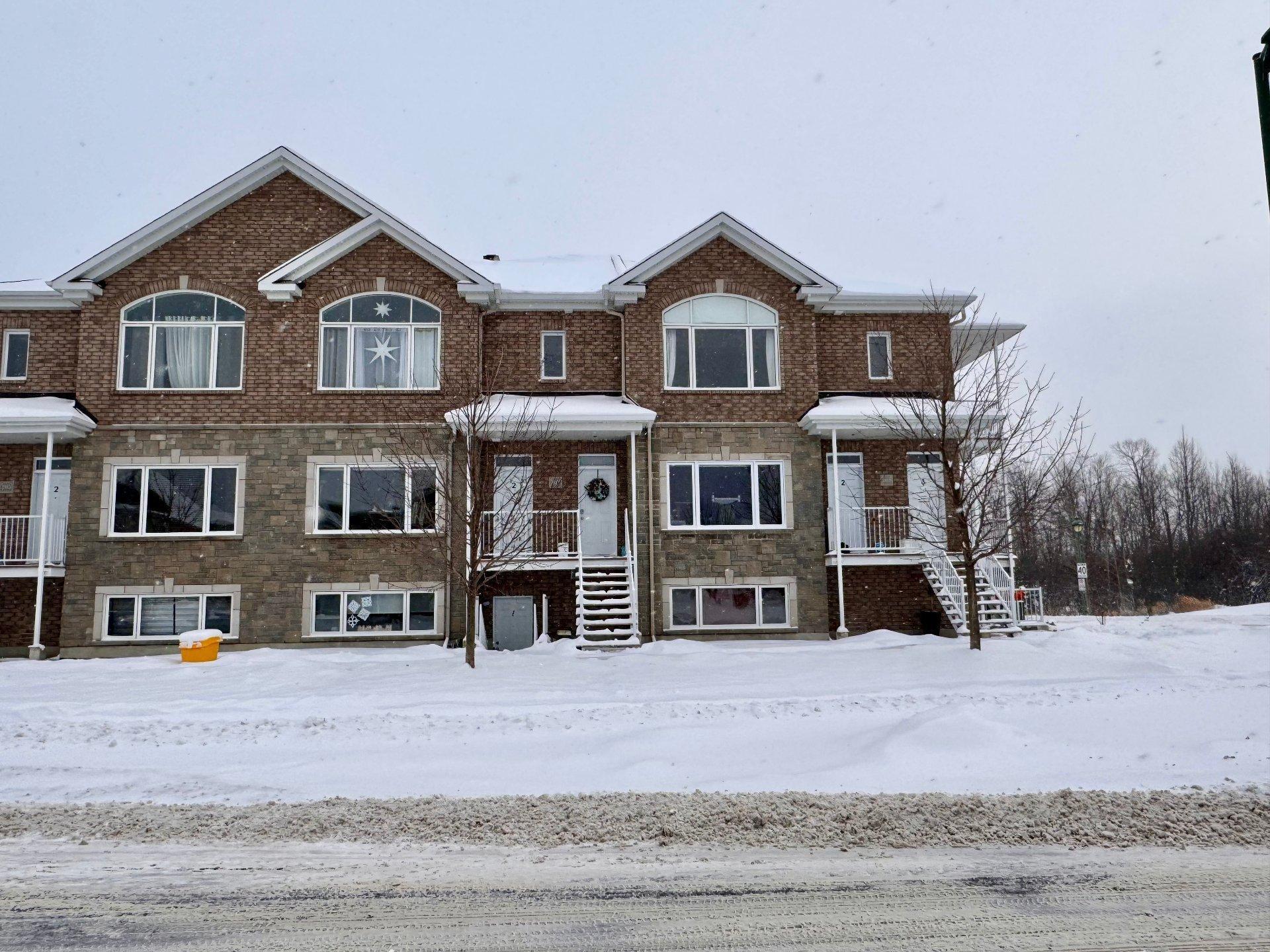 









209


Boul. d'Europe

, 3,
Gatineau (Aylmer),




QC
J9J0A3

