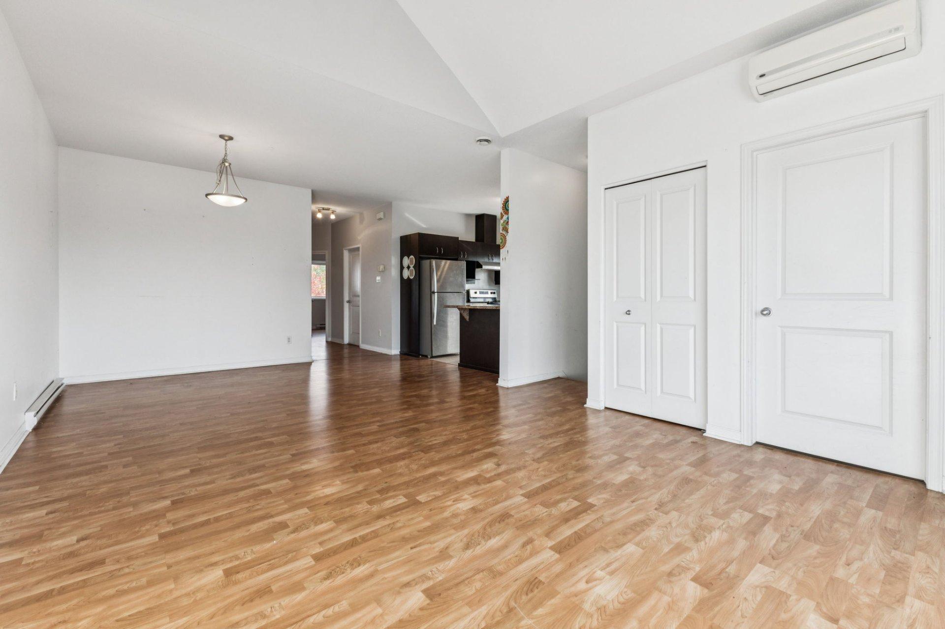 









209


Boul. d'Europe

, 3,
Gatineau (Aylmer),




QC
J9J0A3

