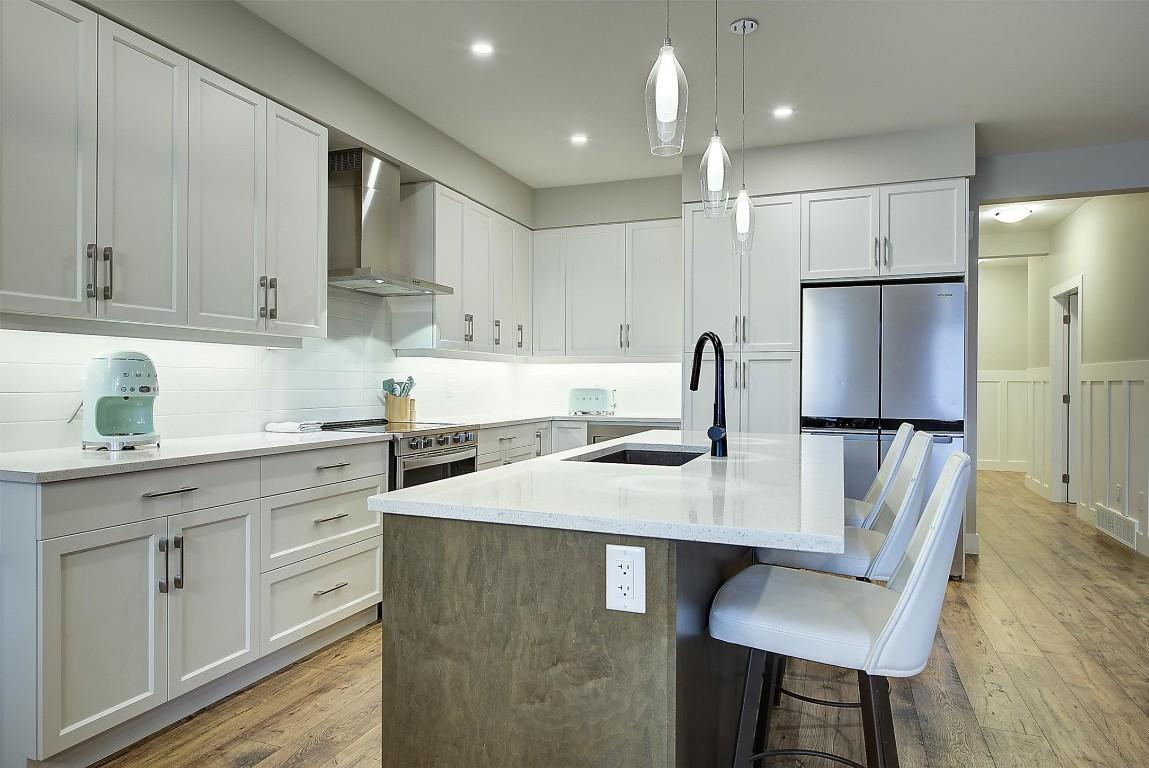 









2383


Hawks

Boulevard,
West Kelowna,




BC
V4T 0A7

