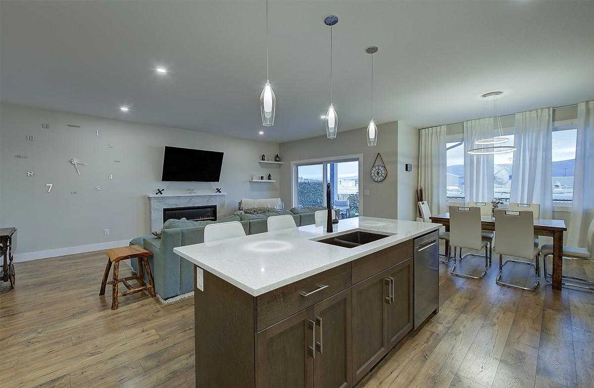 









2383


Hawks

Boulevard,
West Kelowna,




BC
V4T 0A7

