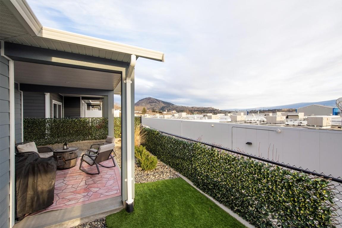 









2383


Hawks

Boulevard,
West Kelowna,




BC
V4T 0A7

