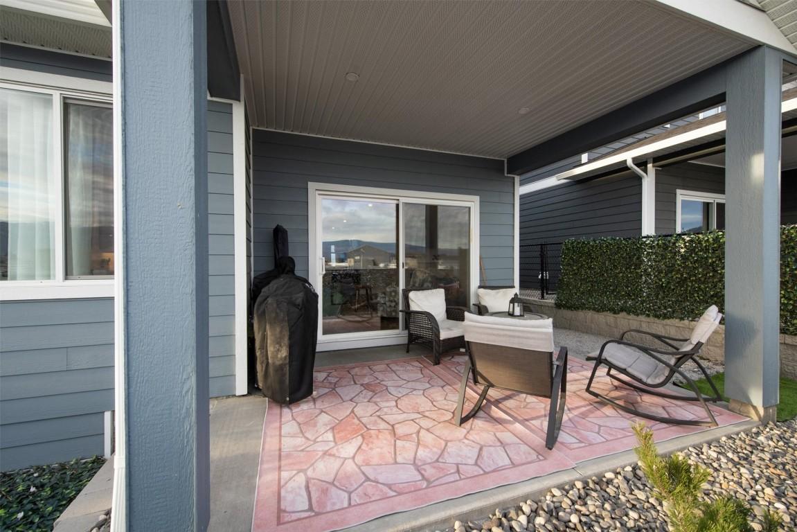 









2383


Hawks

Boulevard,
West Kelowna,




BC
V4T 0A7

