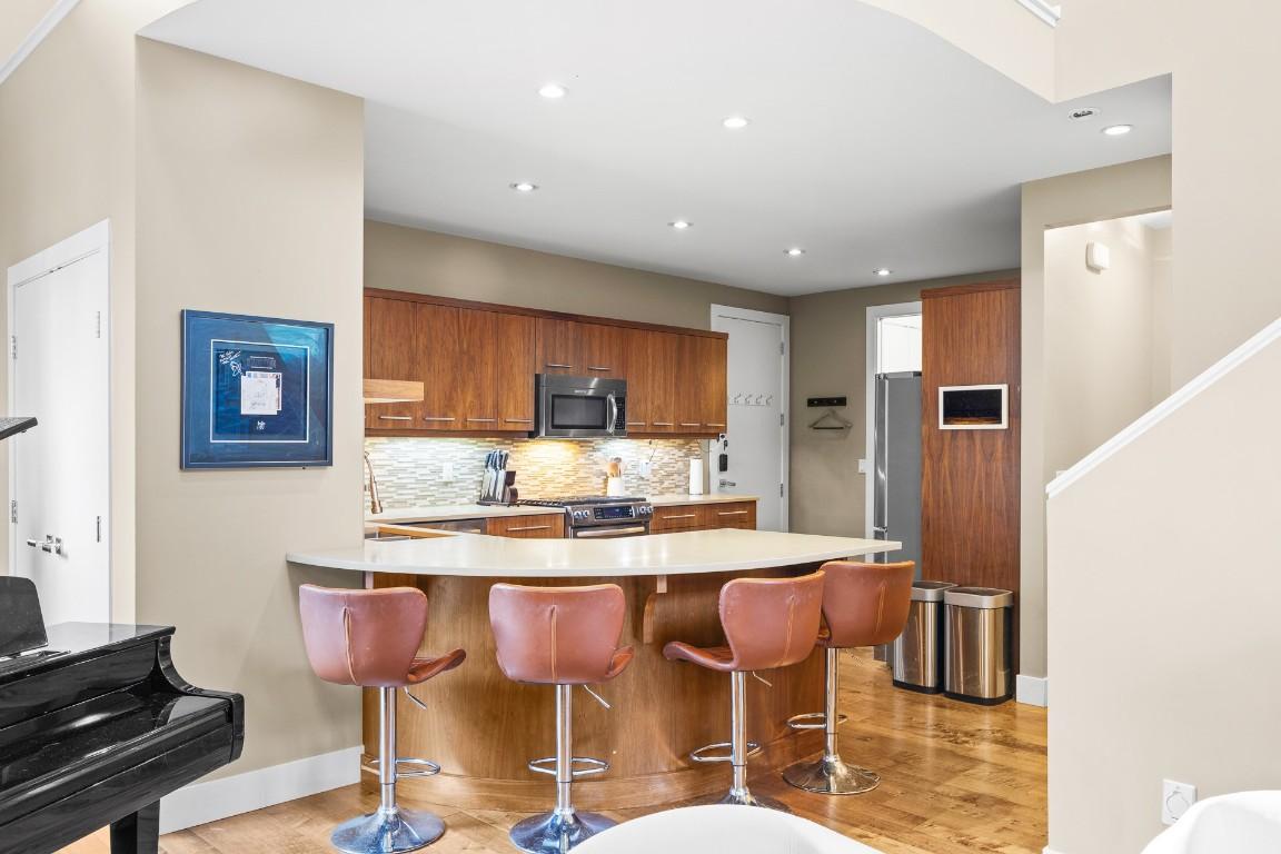 









570


Sarsons

Road, 19,
Kelowna,




BC
V1W 5H5

