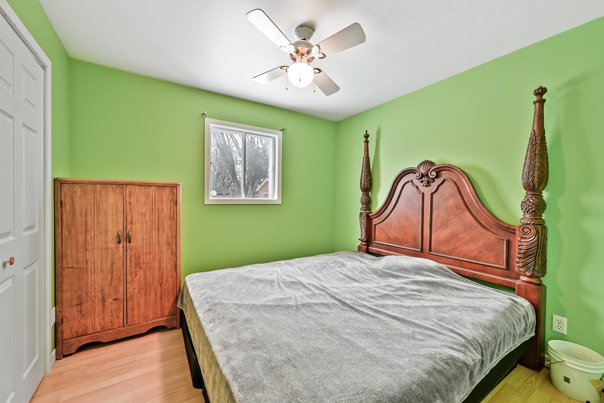 









406


Rue Bernard

,
Saint-Alexandre,




QC
J0J1S0

