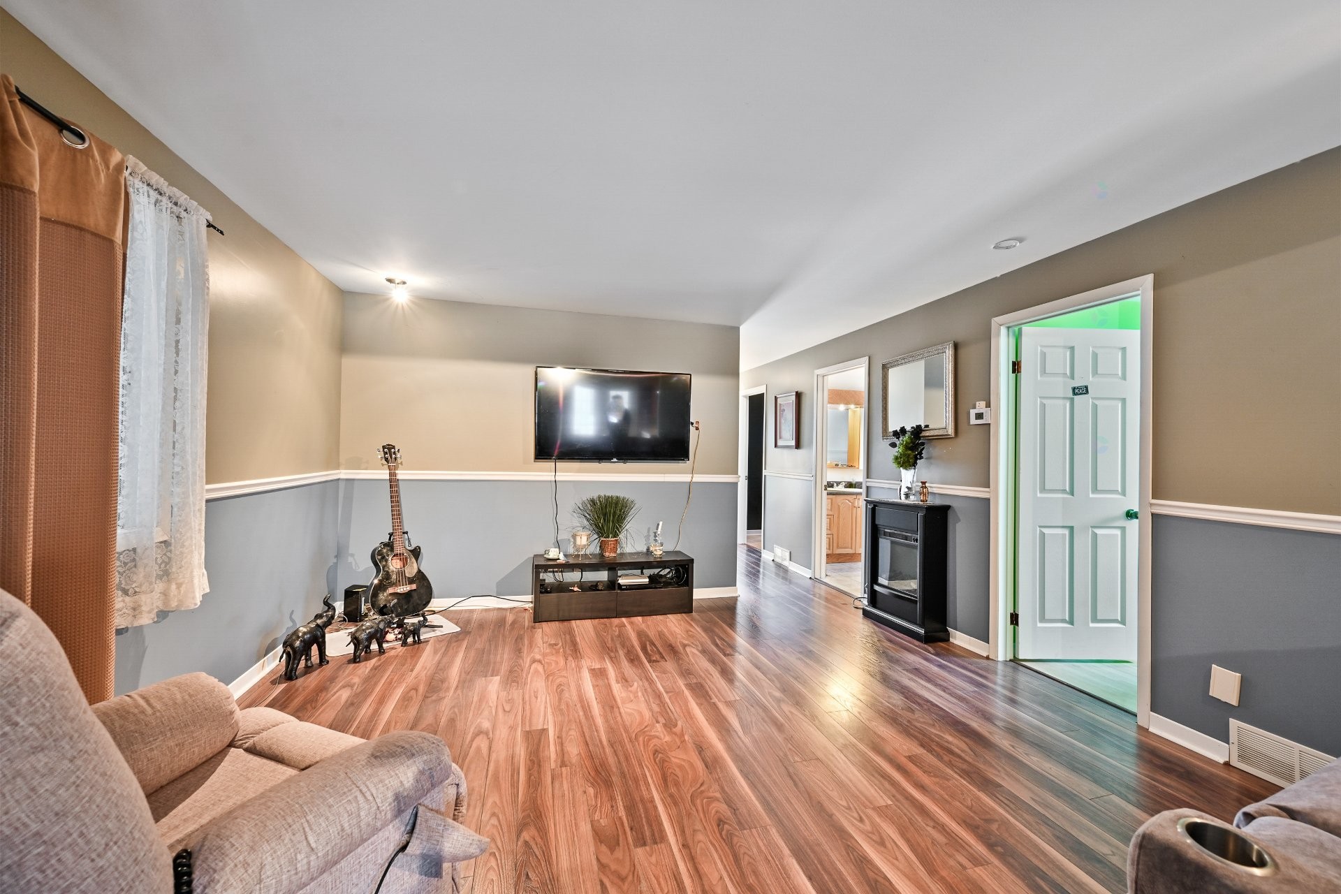 









406


Rue Bernard

,
Saint-Alexandre,




QC
J0J1S0

