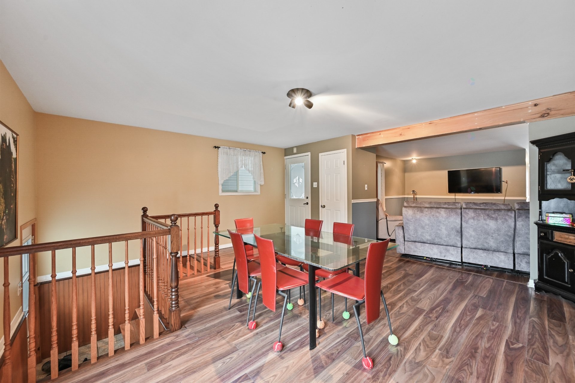 









406


Rue Bernard

,
Saint-Alexandre,




QC
J0J1S0

