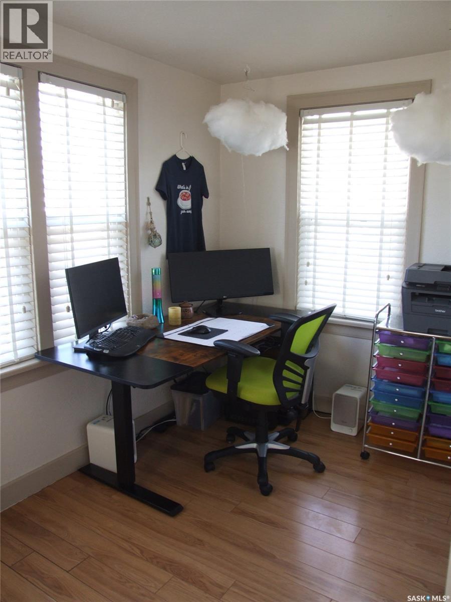 












115 1st STREET E

,
Leader,




Saskatchewan
S0N1H0

