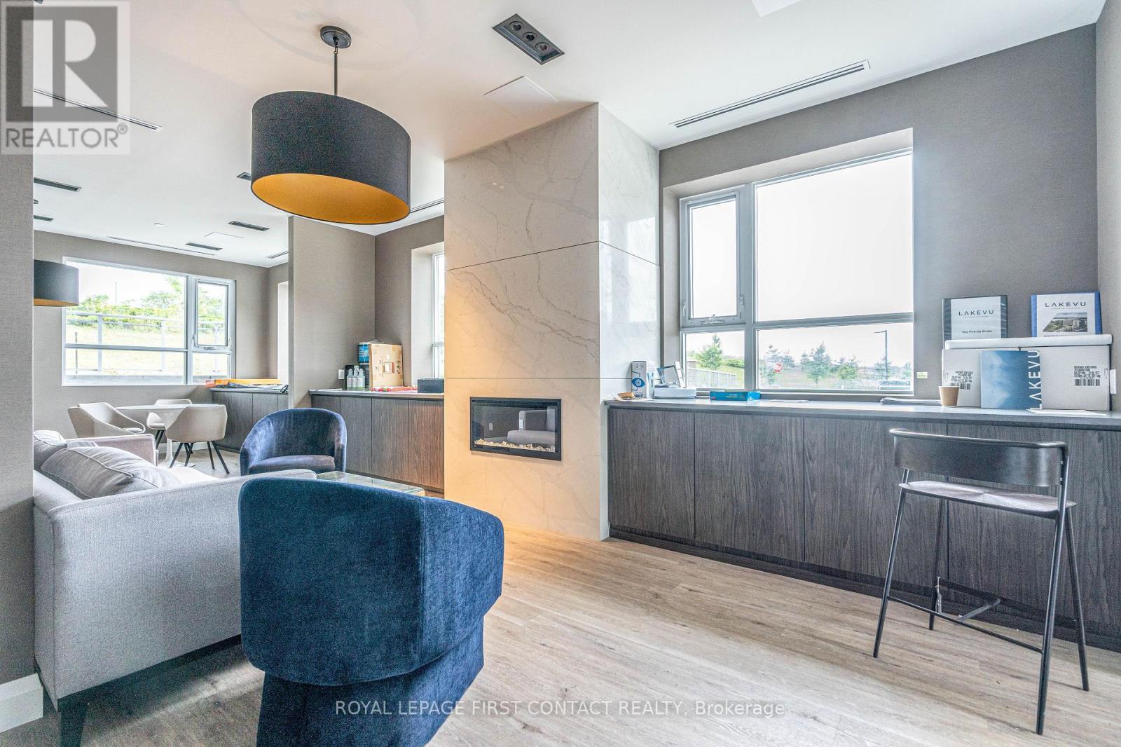 












106 - 58 LAKESIDE TERRACE

,
Barrie,




Ontario
L4M0H9

