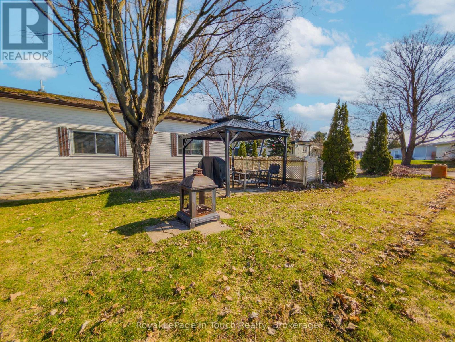 












30 BERTS ROAD

,
Midland,




Ontario
L4R5B5


