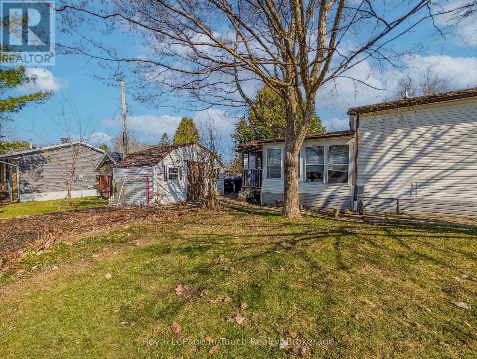 












30 BERTS ROAD

,
Midland,




Ontario
L4R5B5

