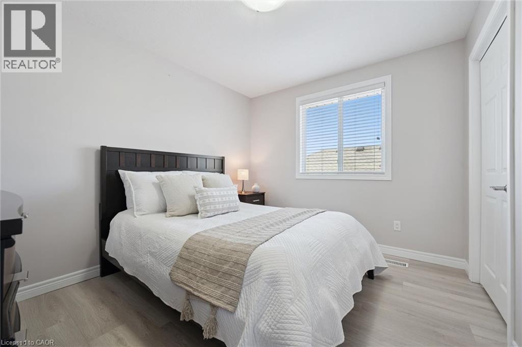 












760 WILLOW Road

,
Guelph,




Ontario
N1K1Z2

