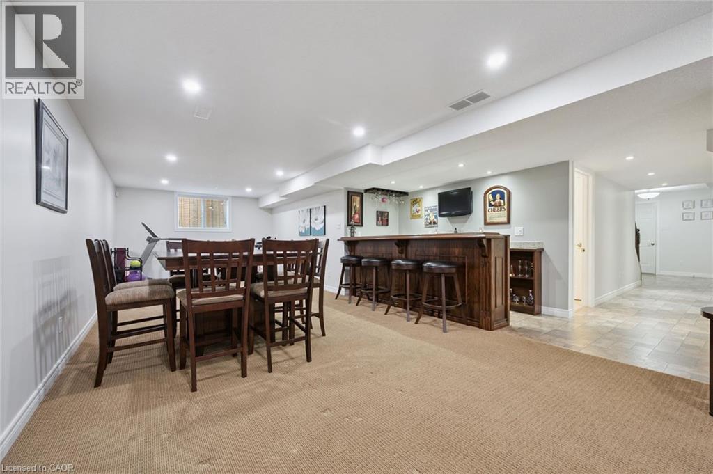 












760 WILLOW Road

,
Guelph,




Ontario
N1K1Z2

