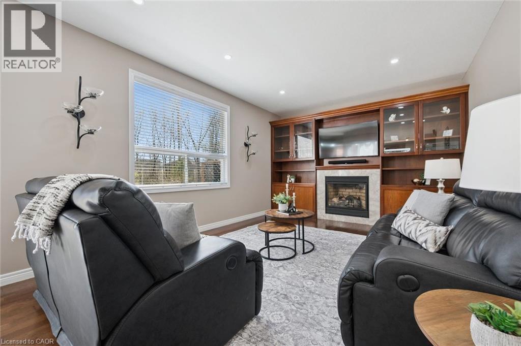 












760 WILLOW Road

,
Guelph,




Ontario
N1K1Z2

