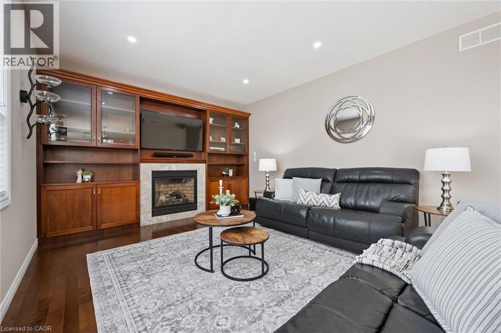 












760 WILLOW Road

,
Guelph,




Ontario
N1K1Z2

