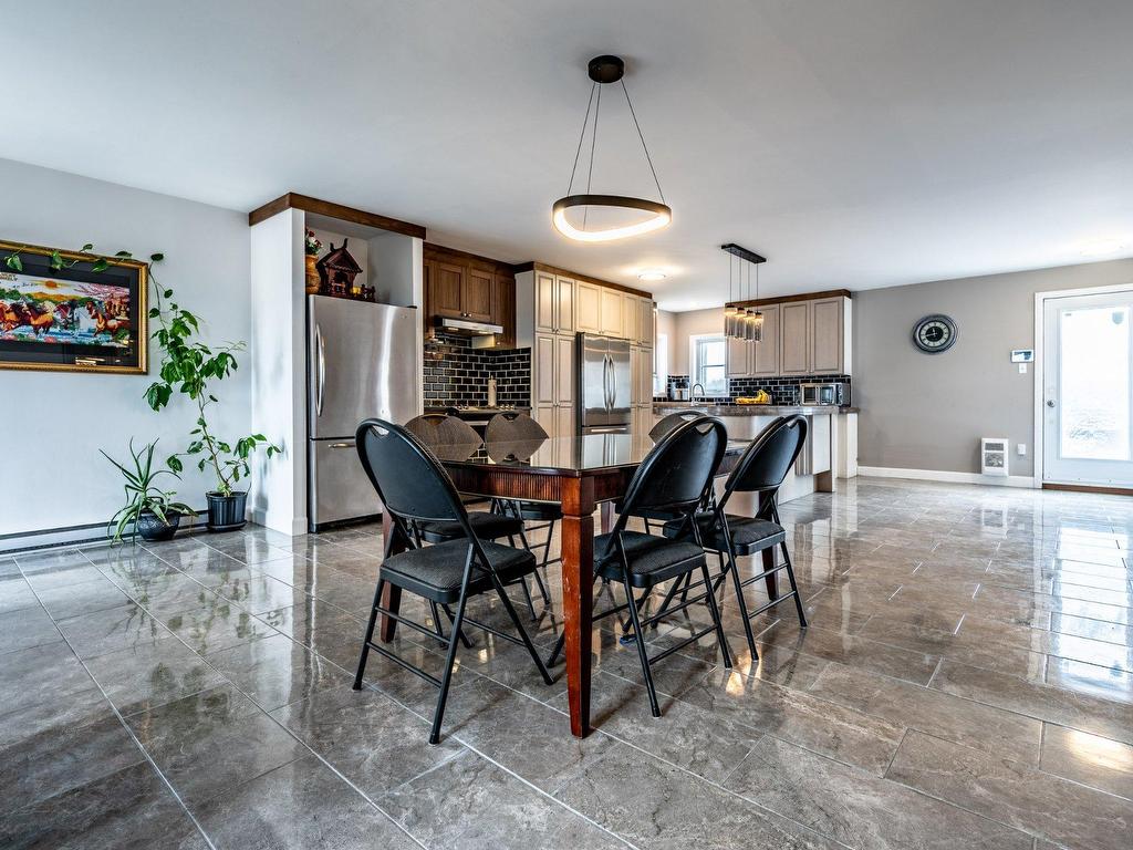 









4610


Boul. Duchesne

,
Yamachiche,




QC
G0X3L0


