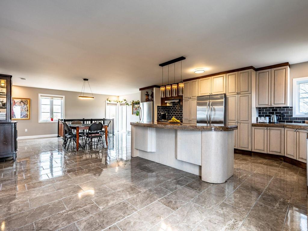 









4610


Boul. Duchesne

,
Yamachiche,




QC
G0X3L0

