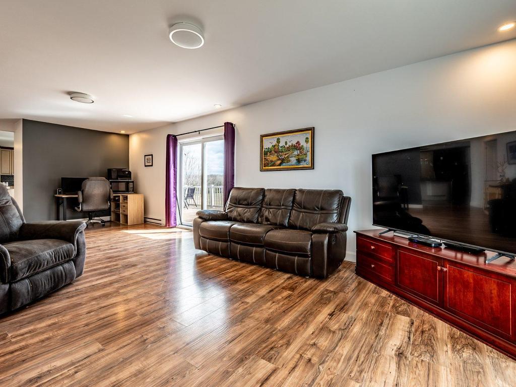 









4610


Boul. Duchesne

,
Yamachiche,




QC
G0X3L0

