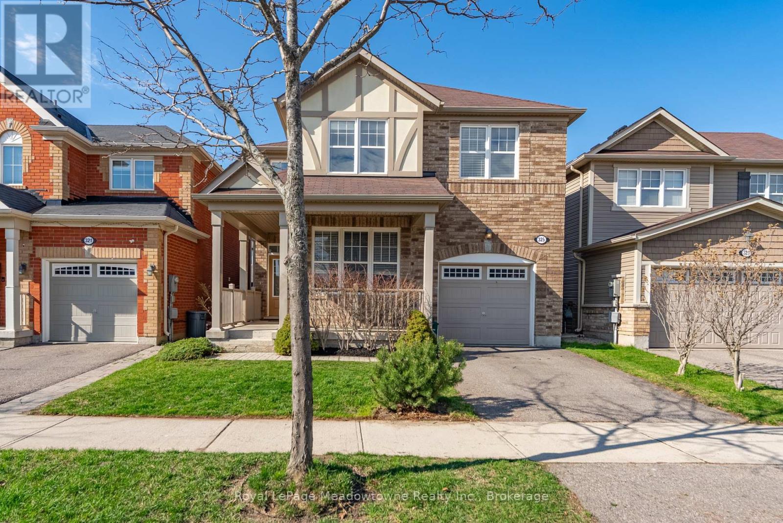 












325 GLEAVE TERRACE

,
Milton (HA Harrison),




Ontario
L9T8P1


