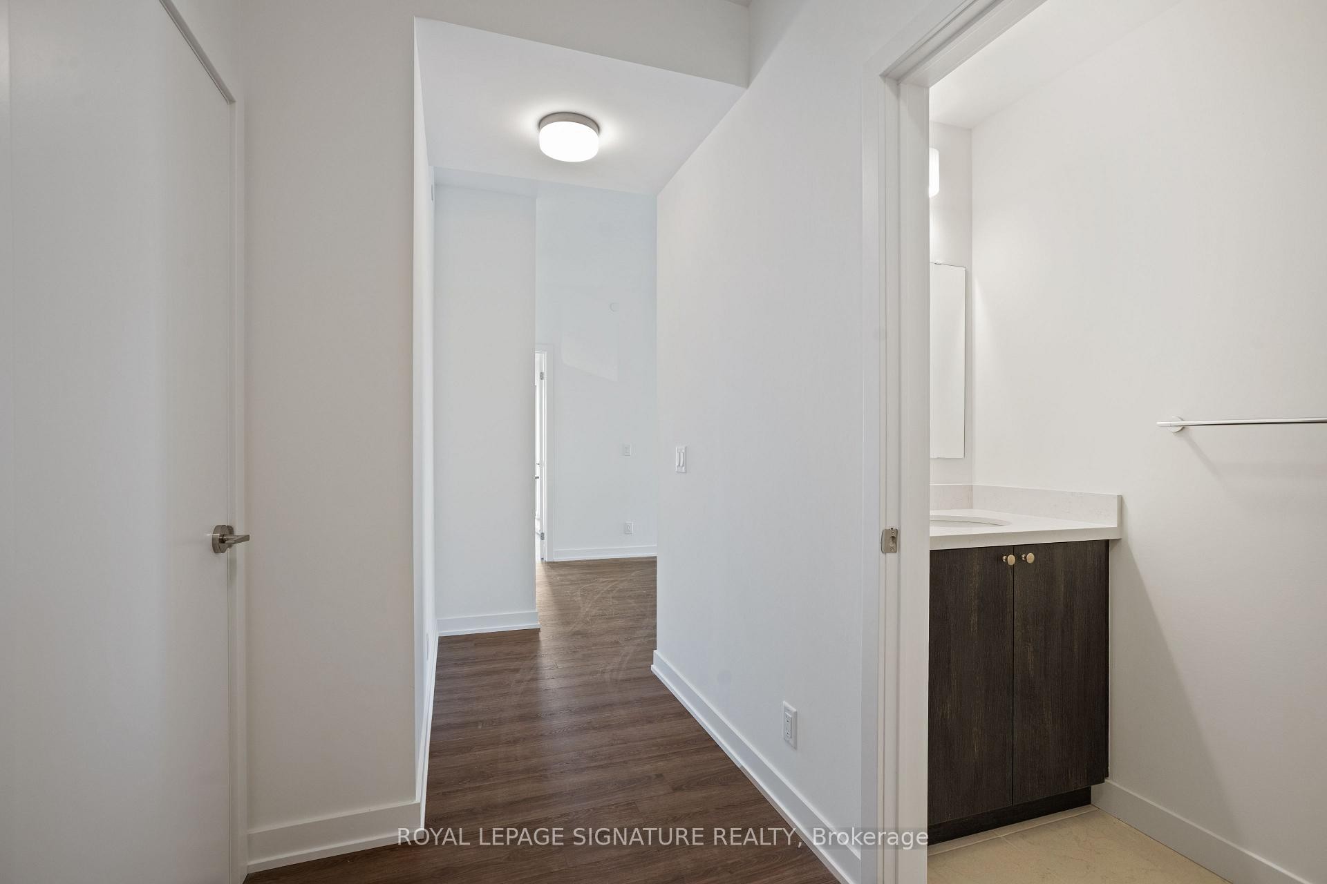 









51


Clarington

Boulevard, 406,
Clarington,




ON
L1C 0A1

