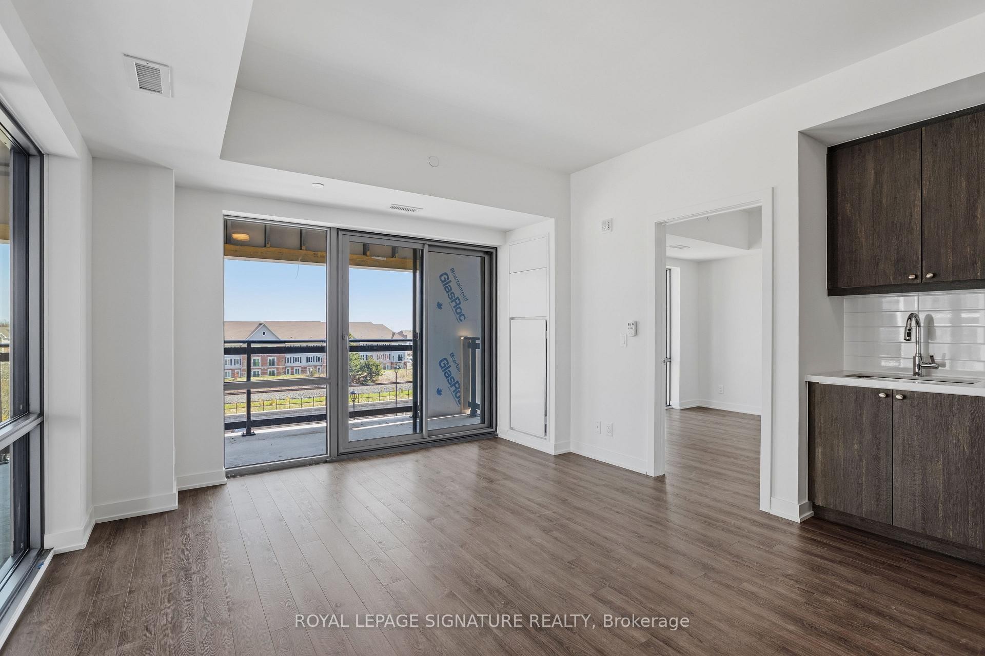 









51


Clarington

Boulevard, 406,
Clarington,




ON
L1C 0A1

