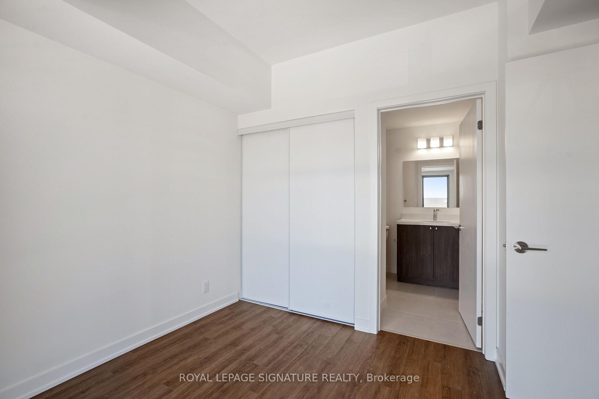 









51


Clarington

Boulevard, 406,
Clarington,




ON
L1C 0A1

