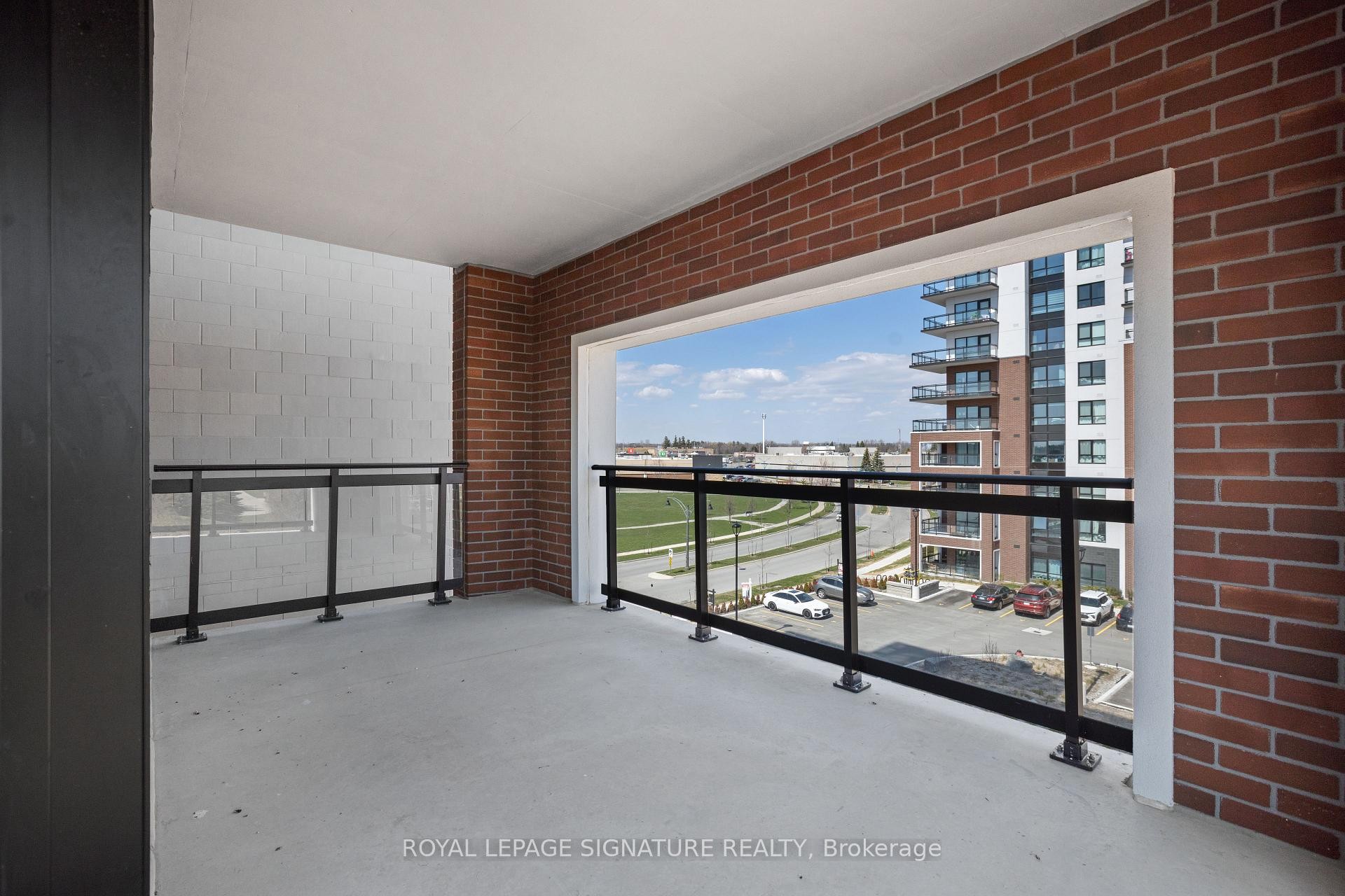 









51


Clarington

Boulevard, 406,
Clarington,




ON
L1C 0A1

