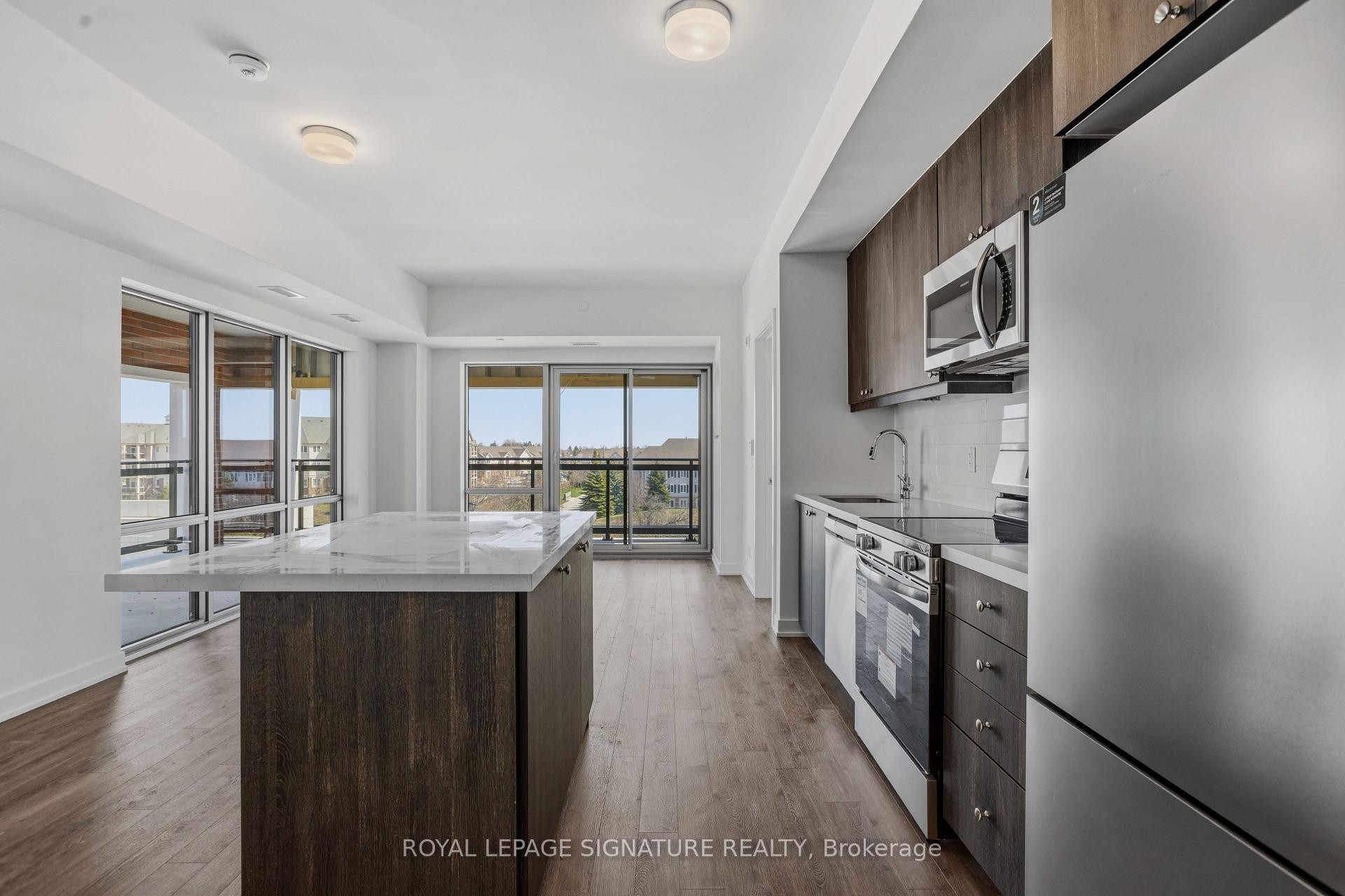 









51


Clarington

Boulevard, 406,
Clarington,




ON
L1C 0A1

