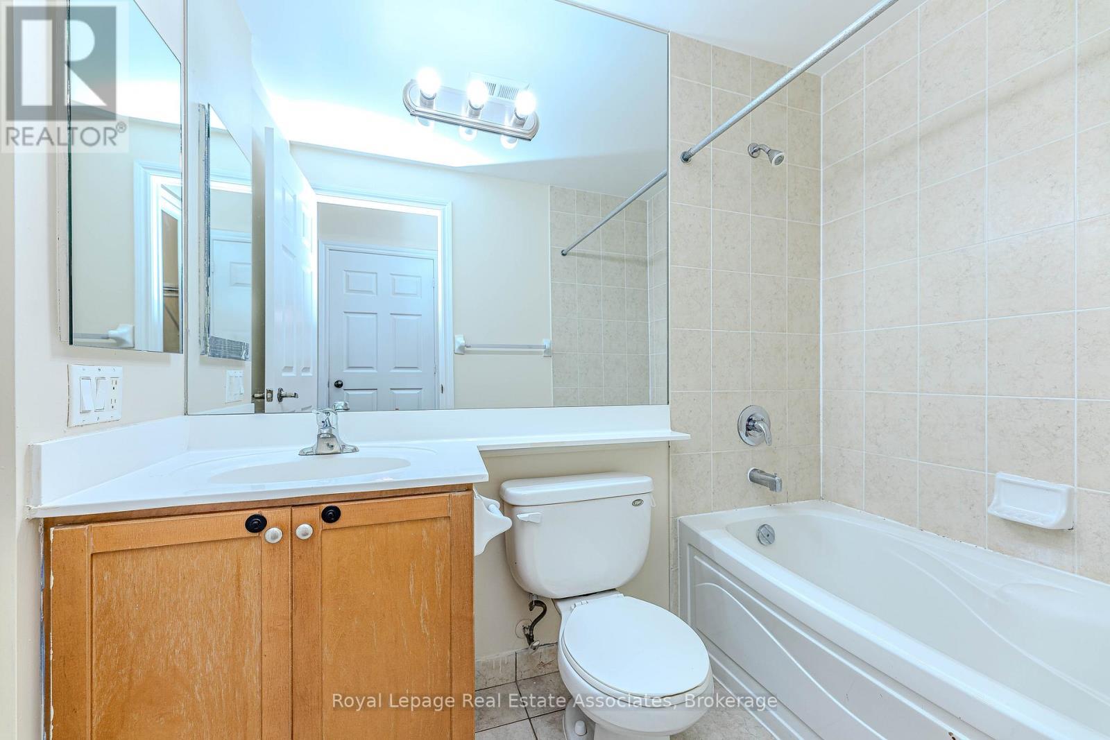 












128 - 700 HUMBERWOOD BOULEVARD

,
Toronto,




Ontario
M9W7J4


