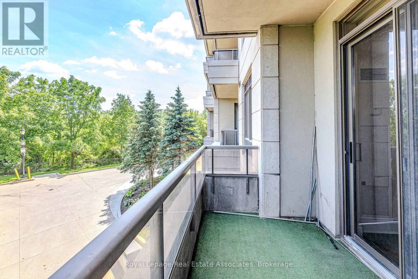 












128 - 700 HUMBERWOOD BOULEVARD

,
Toronto,




Ontario
M9W7J4

