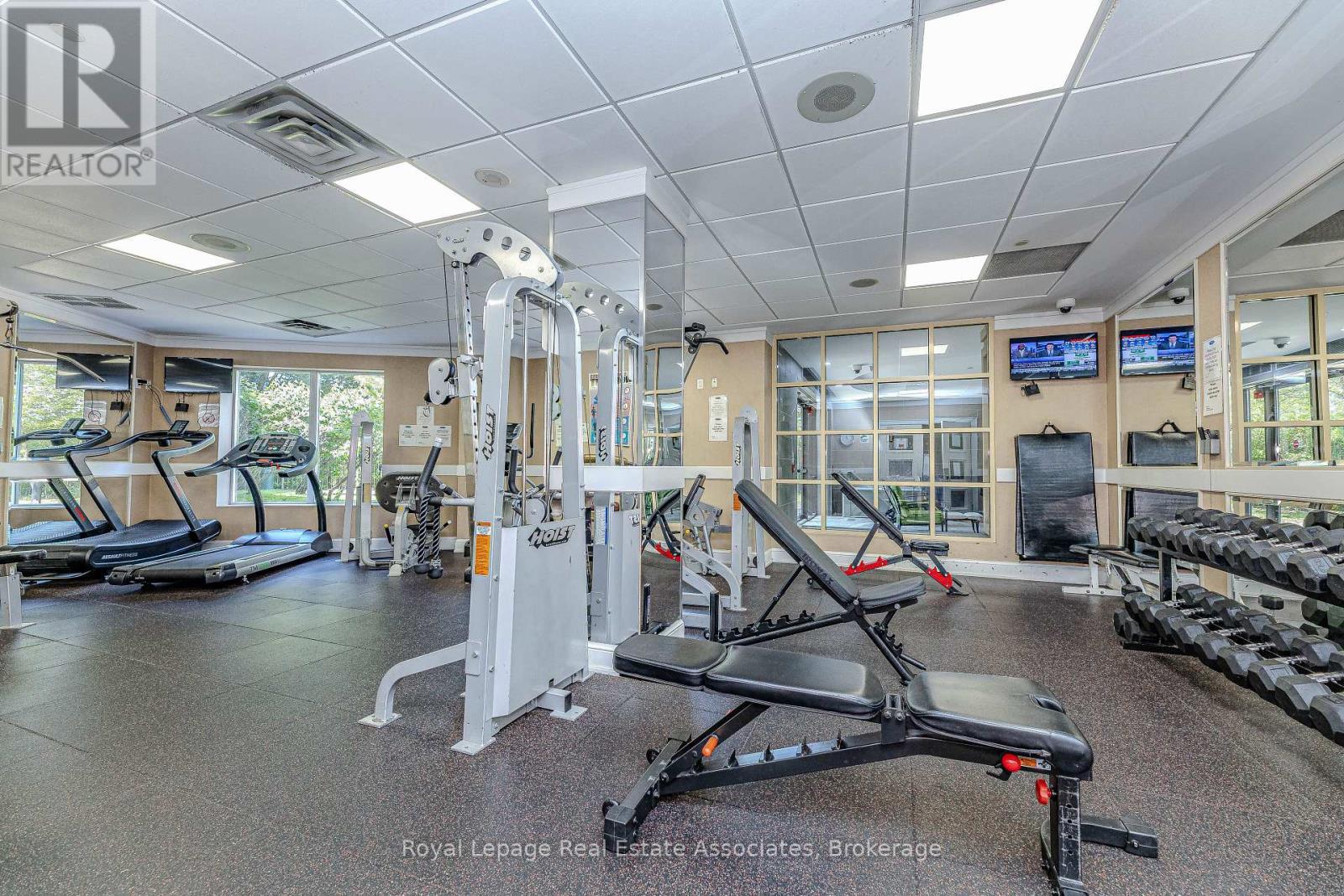 












128 - 700 HUMBERWOOD BOULEVARD

,
Toronto,




Ontario
M9W7J4

